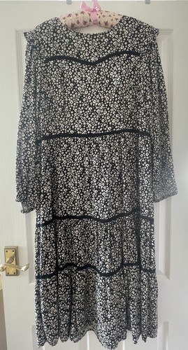 Ladies blk white floral - tu, blk/white